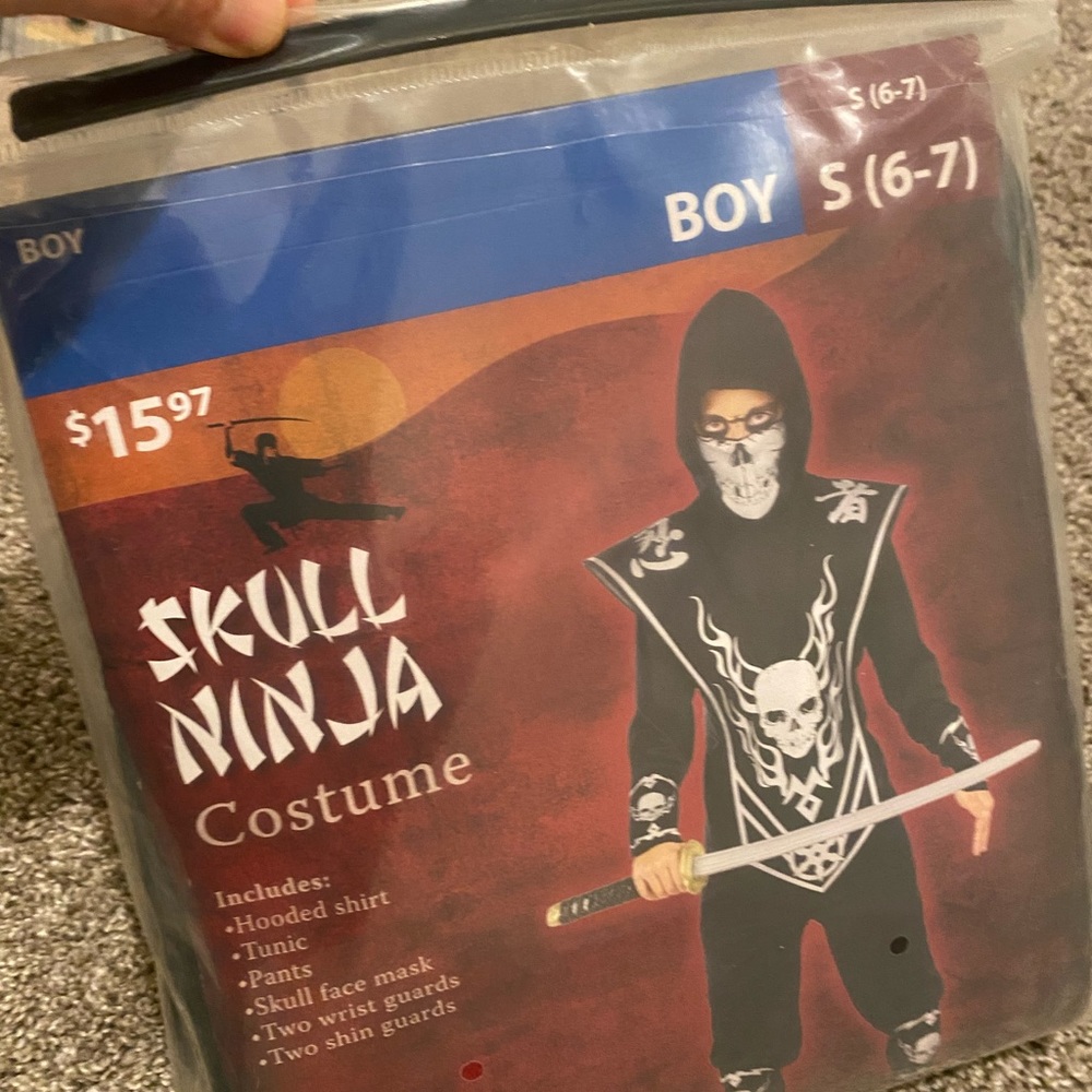 Skull ninja costume for boy size small